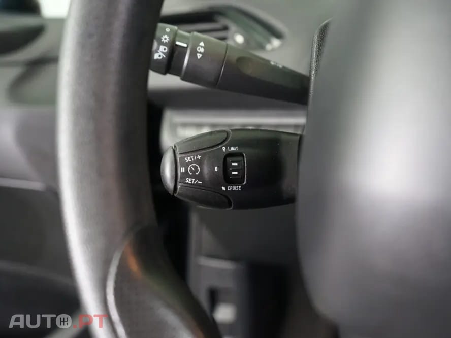 Peugeot 208 1.2 PureTech Allure