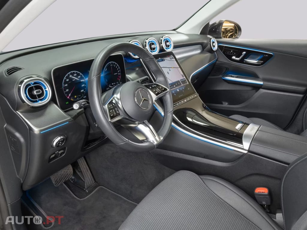 Mercedes-Benz GLC 300 I.V.A DEDUTÍVEL e 4M Avantgarde
