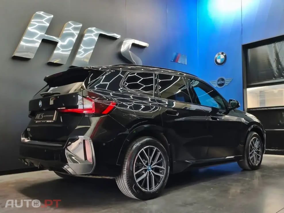 BMW iX1 xDrive30 Pack Desportivo M