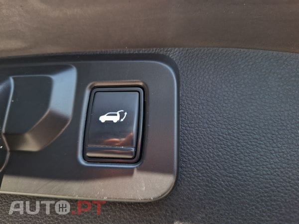 Renault Symbioz E-Tech full hybrid 145 cv iconic