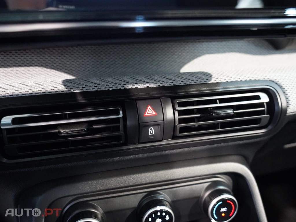 Citroen C3 1.2 Turbo Plus16
