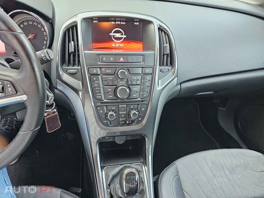 Opel Astra 1.6 CDTi Cosmo S/S J18