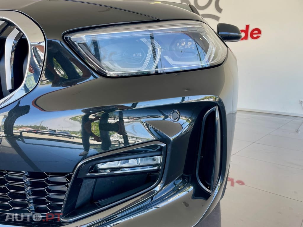 BMW 116 d Pack Desportivo M Auto