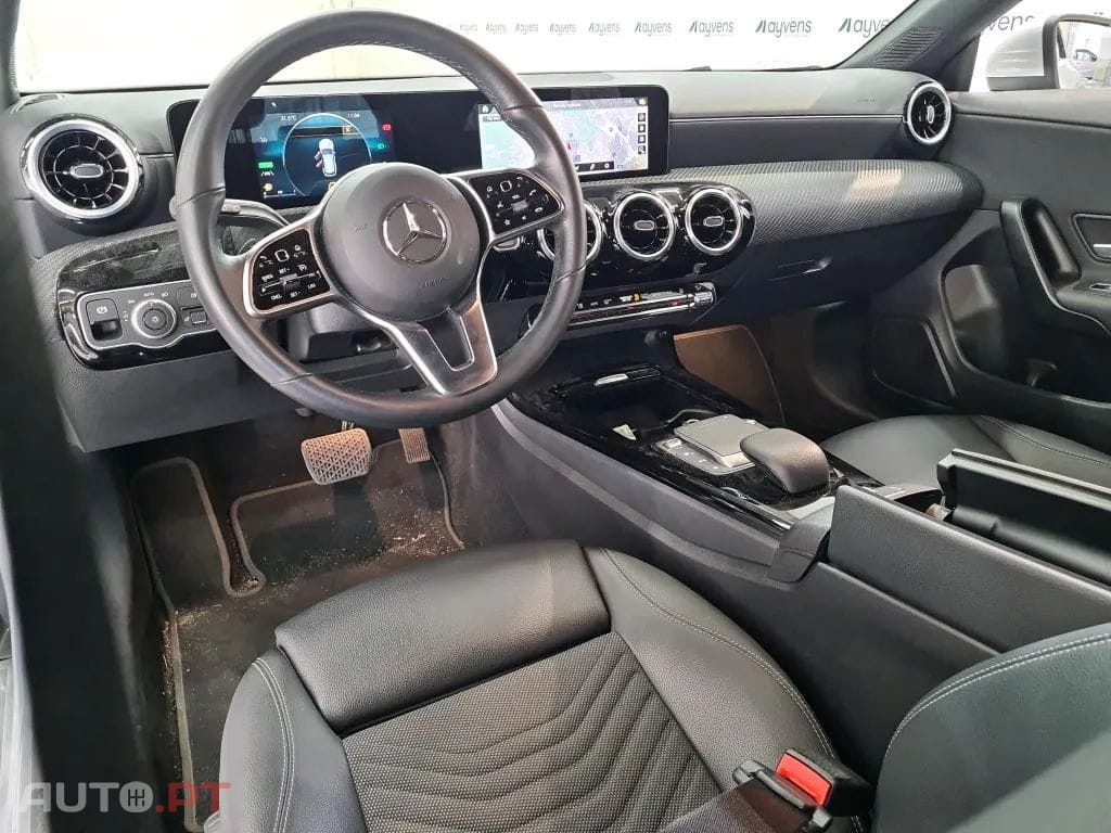Mercedes-Benz CLA 250 e Shooting Brake Style Plus