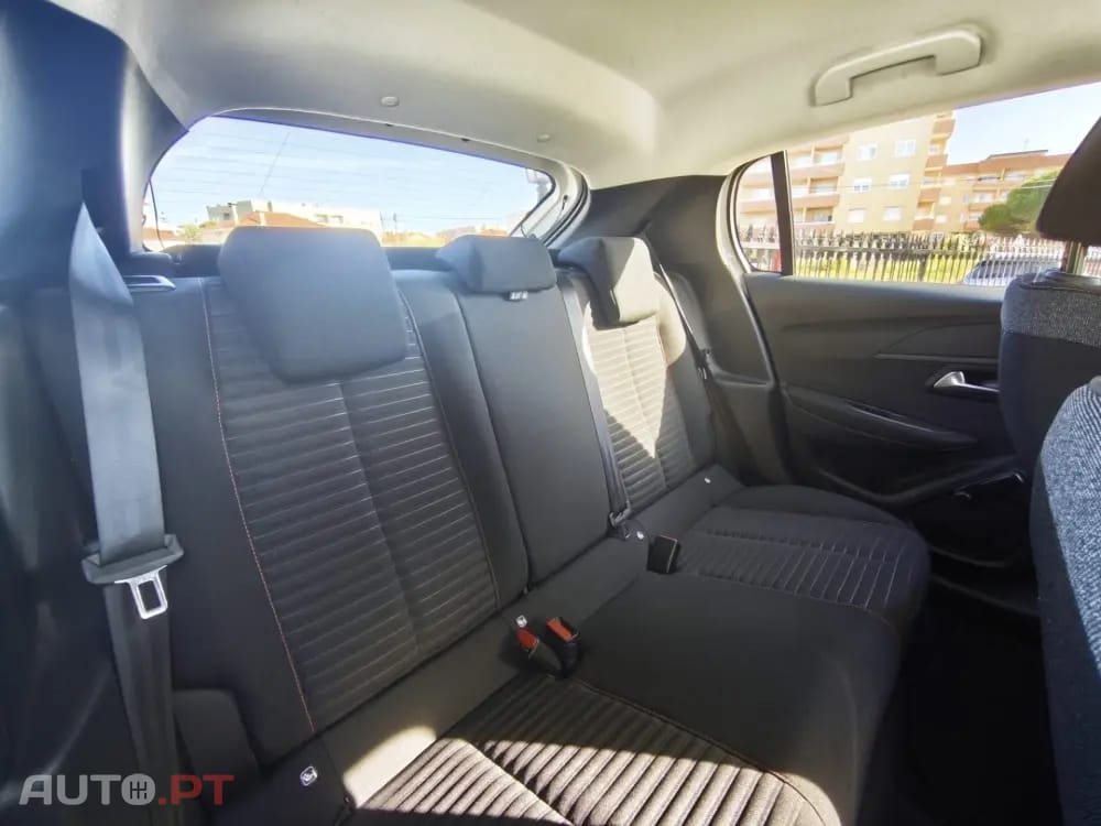 Peugeot 208 1.2 PureTech Allure Pack EAT8