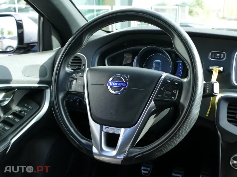 Volvo V40 1.6 D2 R-Design