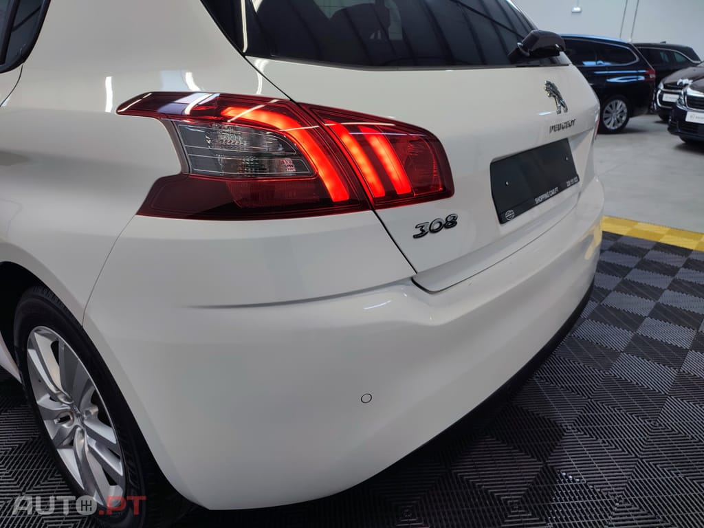 Peugeot 308 1.5 BlueHDi Allure