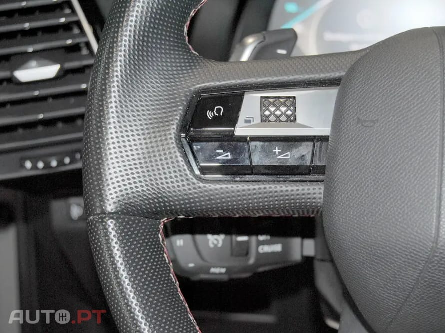DS DS7 E-Tense Performance Line