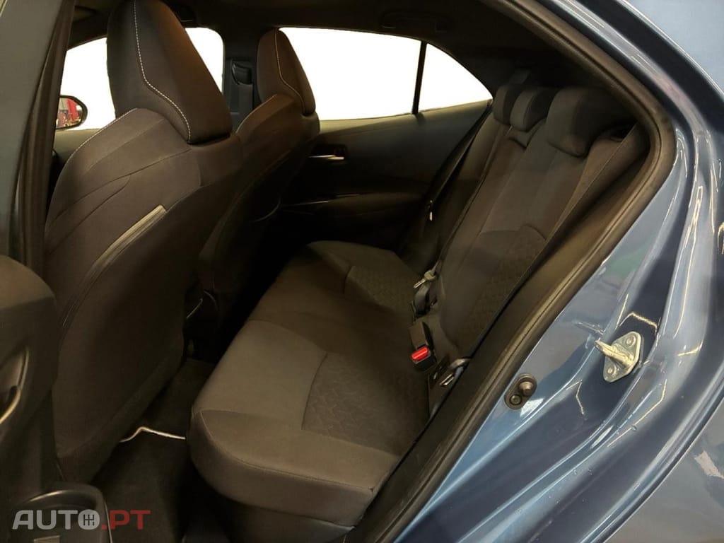 Toyota Corolla Pro 1.8 Hybrid Dynamic Business