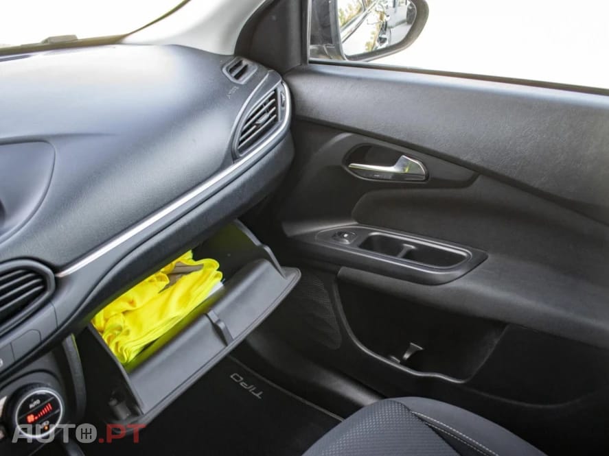 Fiat Tipo 1.3 M-Jet Lounge