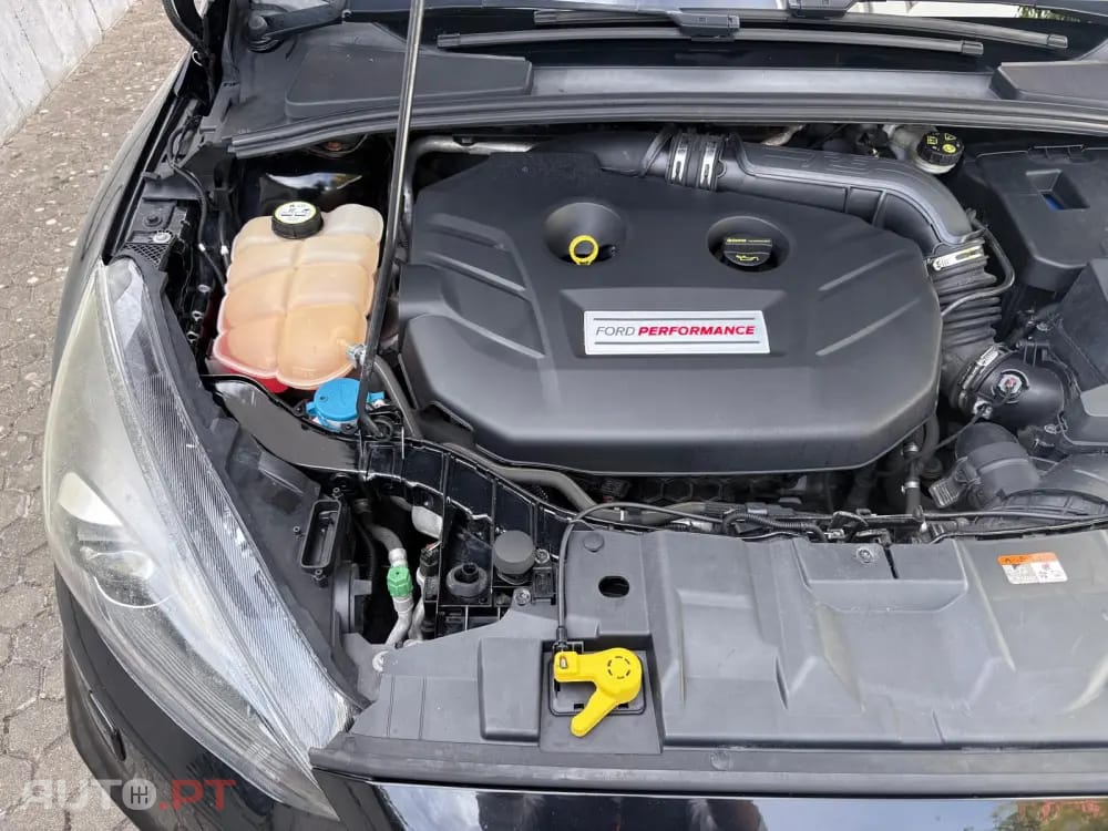 Ford Focus 2.3 EcoBoost S&S 4WD RS