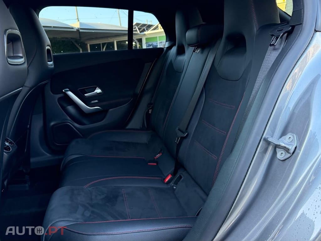 Mercedes-Benz CLA 180 AMG