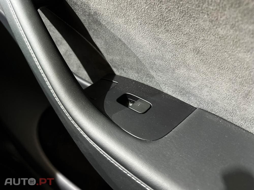 Tesla Model Y Performance Dual Motor AWD