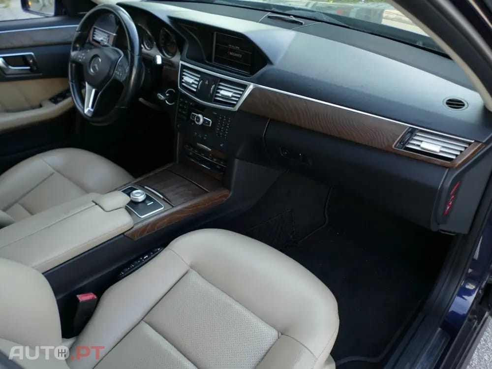 Mercedes-Benz E 220 CDi Avantgarde BE Auto.