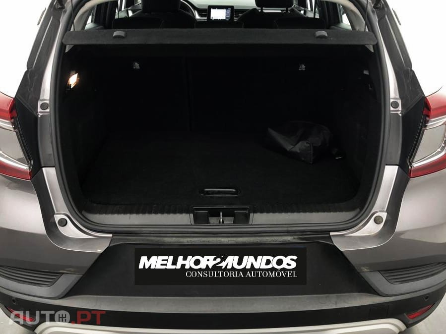 Renault Captur 1.6 E-Tech Business