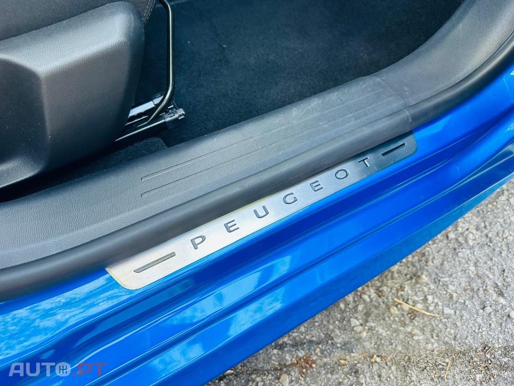 Peugeot 208 1.2 PureTech GT Line