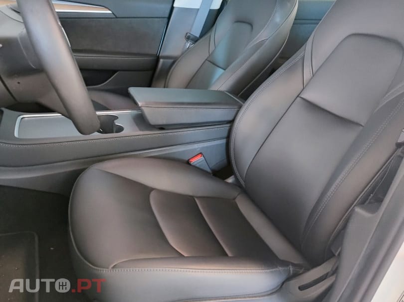 Tesla Model 3 Tração Traseira