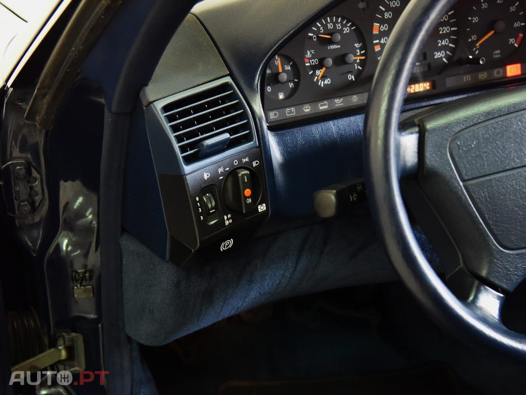 Mercedes-Benz SL 280 R129