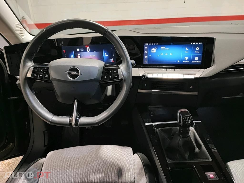 Opel Astra 1.5 D Elegance