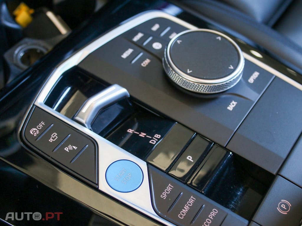 BMW iX3 M Sport Impressive