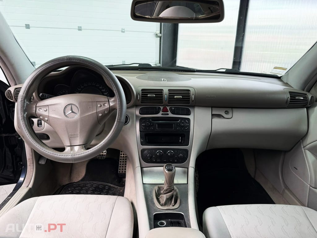 Mercedes-Benz C 220 Coupé