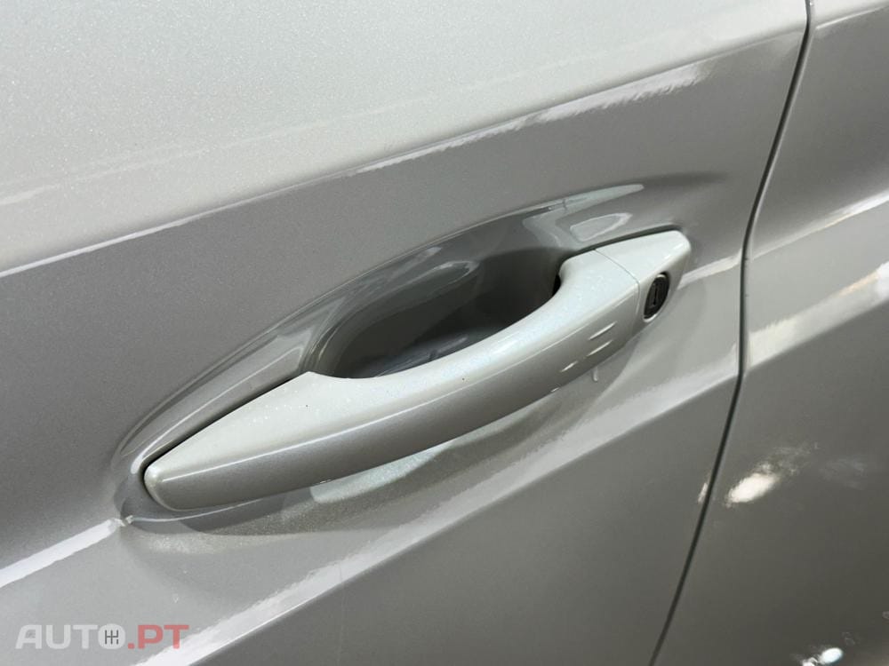 Peugeot E-208 50 kWh GT Pack