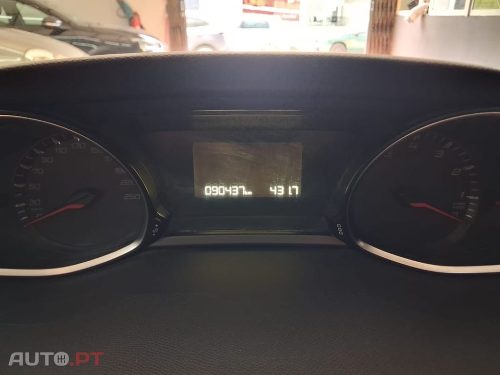 Peugeot 308 1.2 PureTech Style