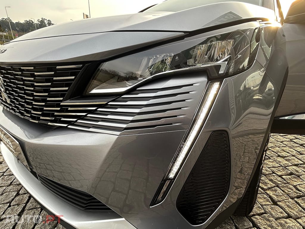 Peugeot 3008 1.6 Hybrid4 Allure Pack e-EAT8