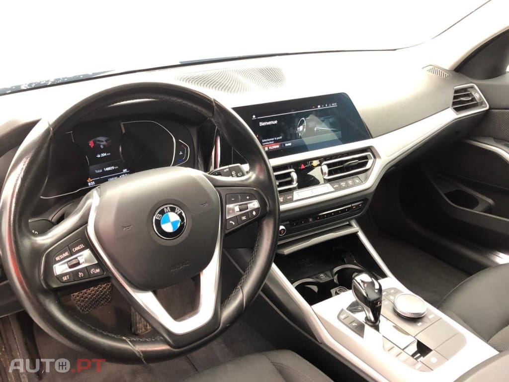 BMW 318 d Touring Lounge