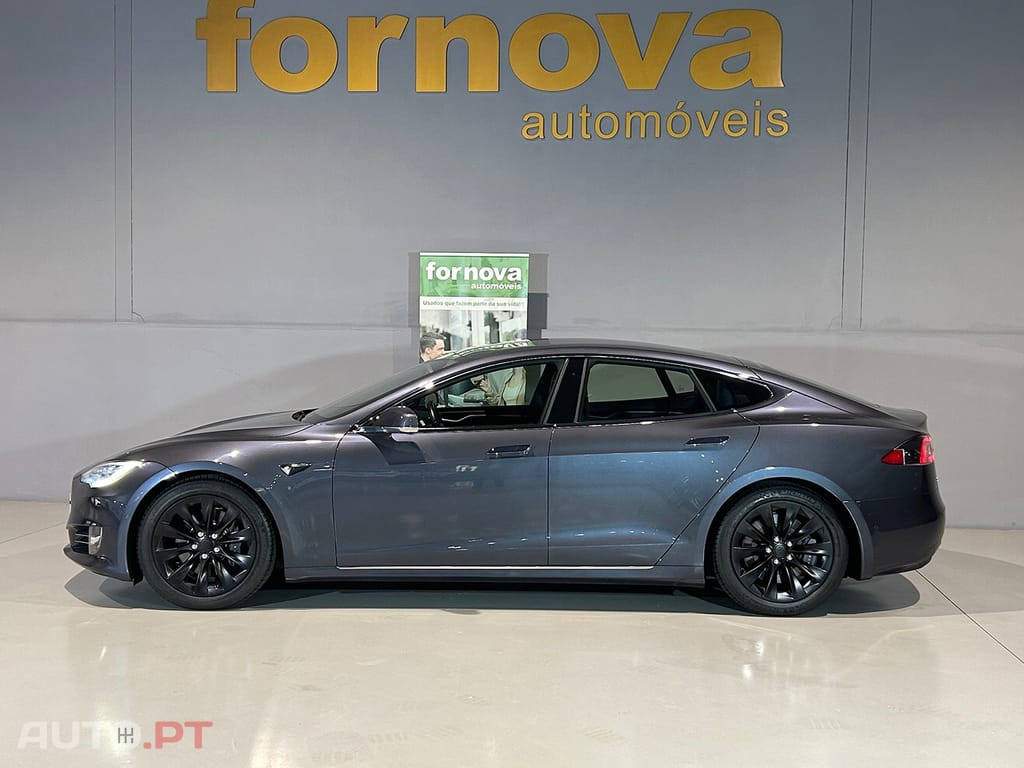 Tesla Model S 75D