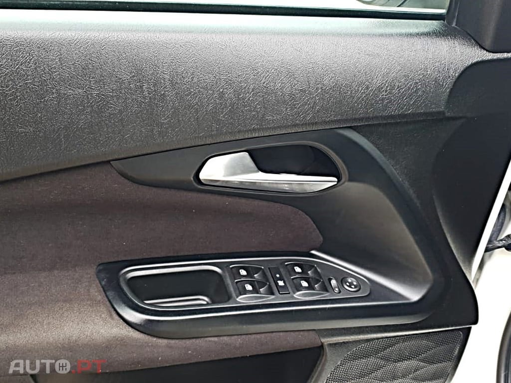 Fiat Tipo 1.3 M-Jet Lounge