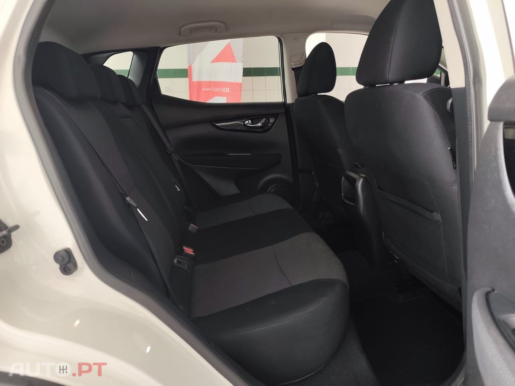Nissan Qashqai 1.5 dCi N-Connecta 18