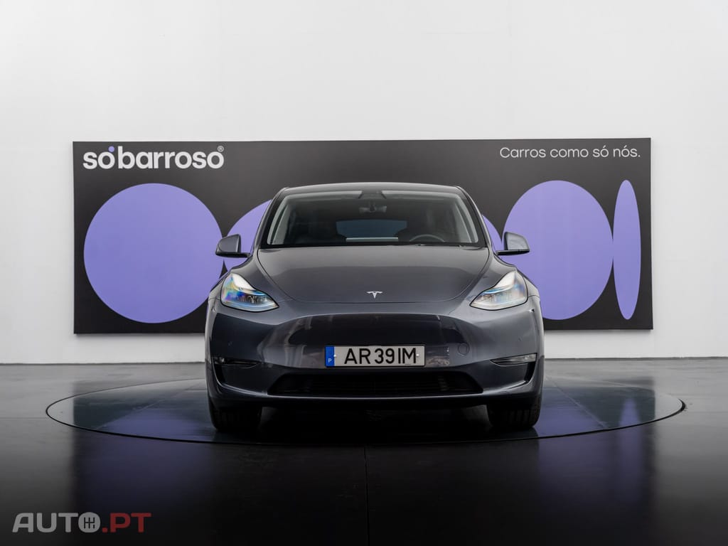 Tesla Model Y Long Range Tração Integral