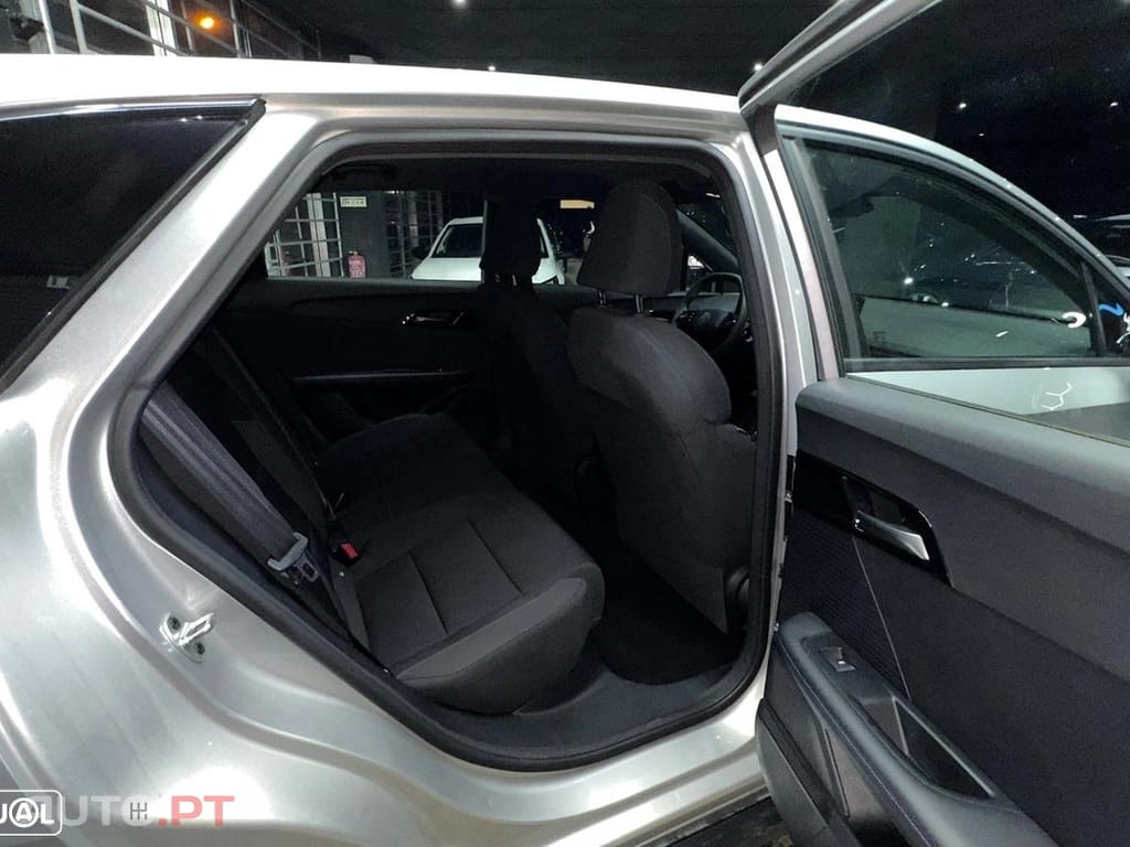 MG MG4 51 kWh Standard