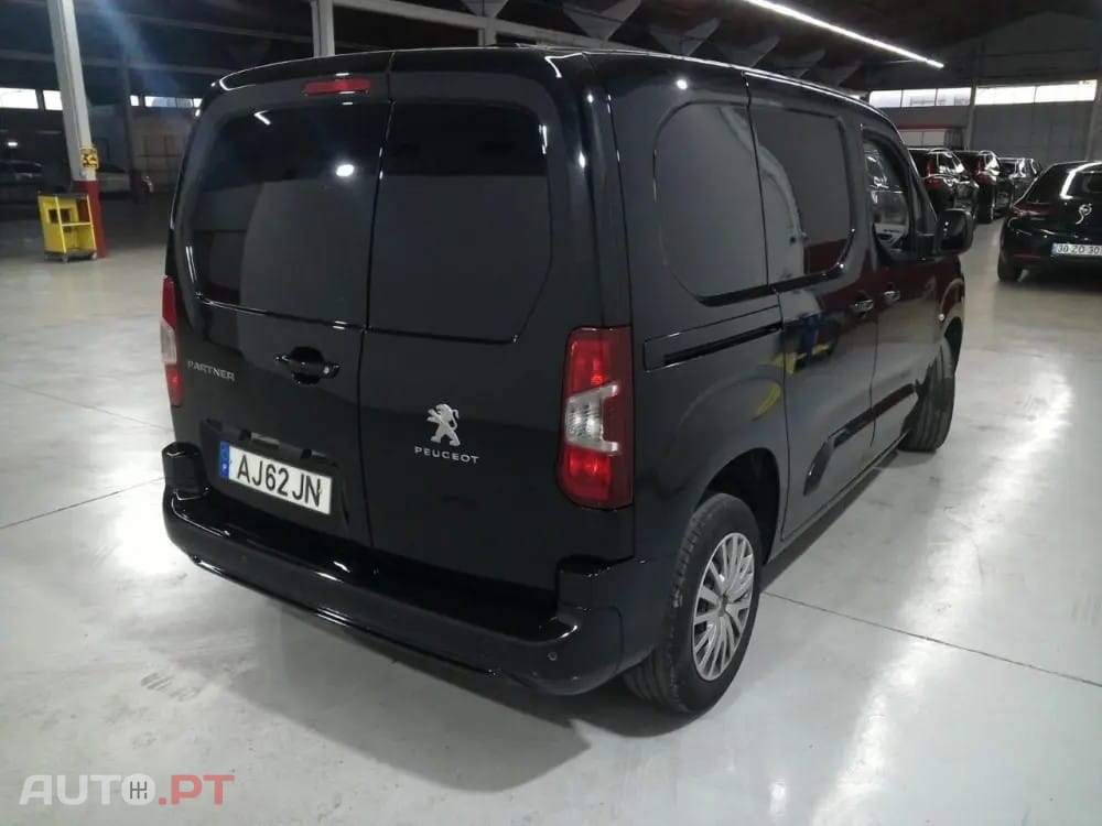 Peugeot Partner 1.5 BLUEHDI 102CV IVA DEDUTIVEL