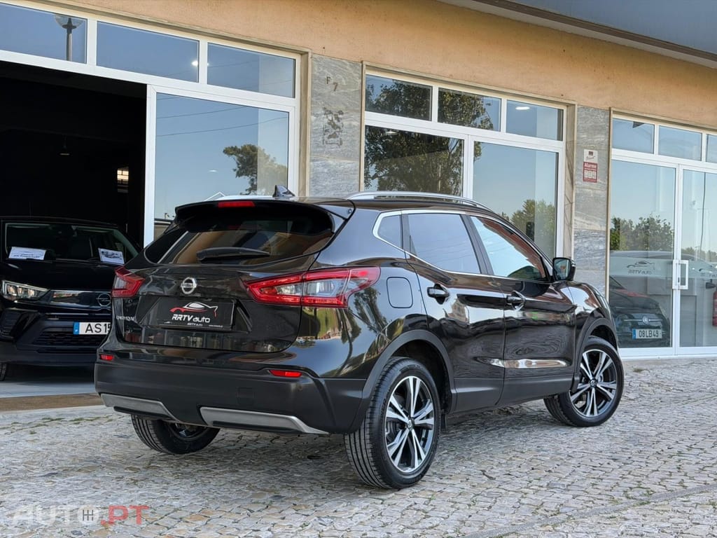 Nissan Qashqai 1.3 DIG-T Tekna Premium DCT