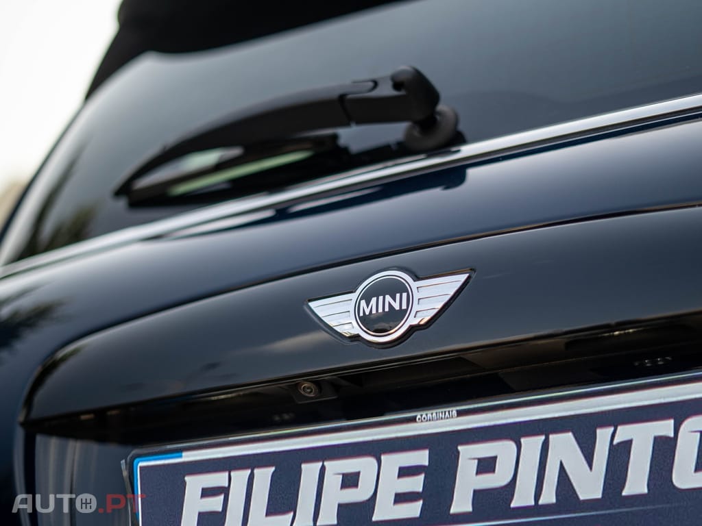 MINI Cooper Cooper D Auto