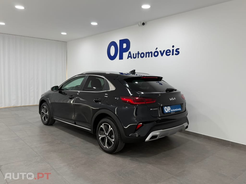 Kia Xceed 1.6 GDi PHEV Drive