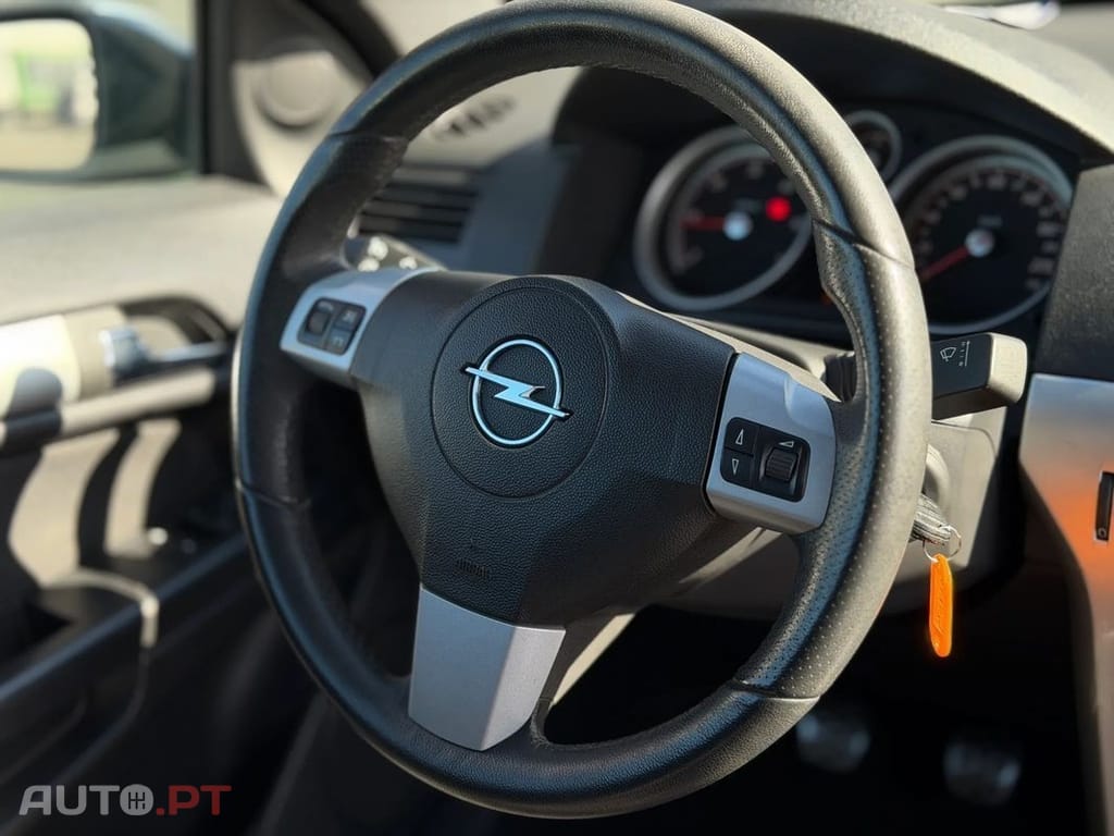 Opel Astra GTC 1.7 CDTi