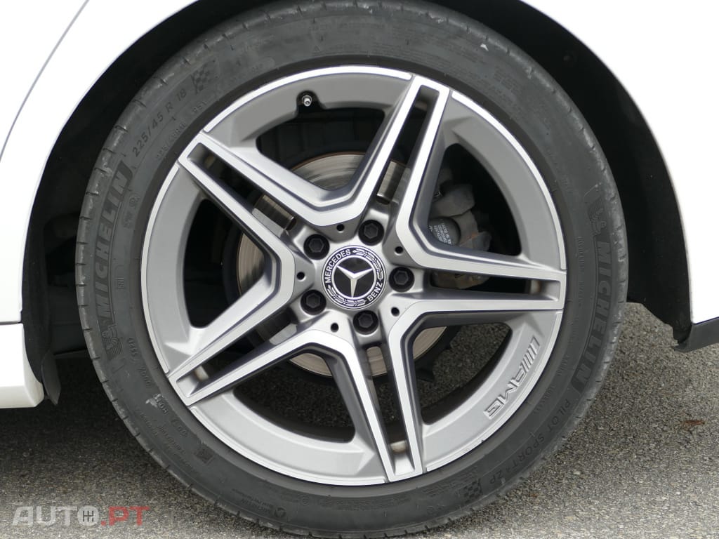 Mercedes-Benz A 180 d AMG Line Aut.