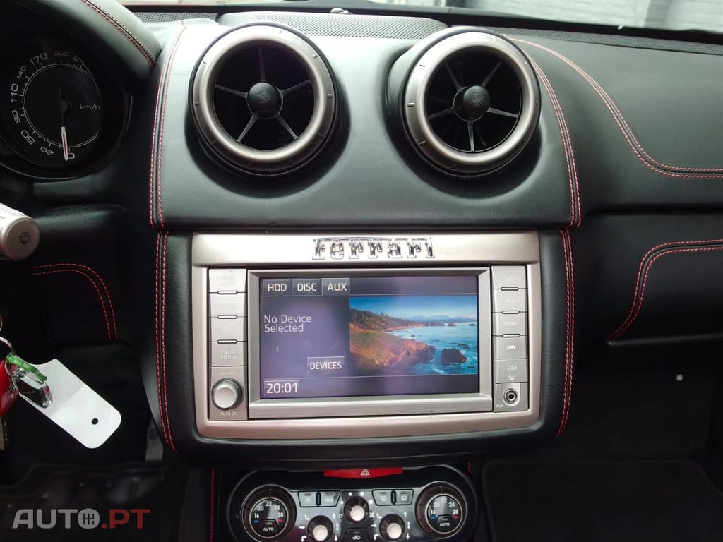 Ferrari California V8