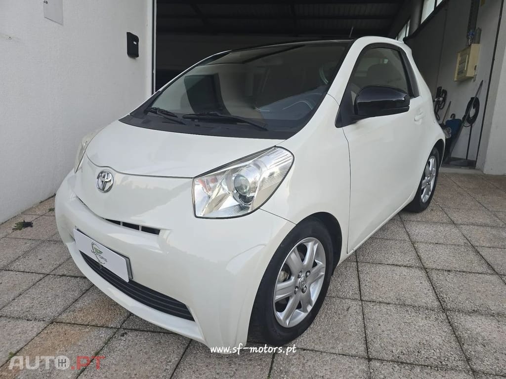 Toyota iQ 1.0 VVT-i 2 EP