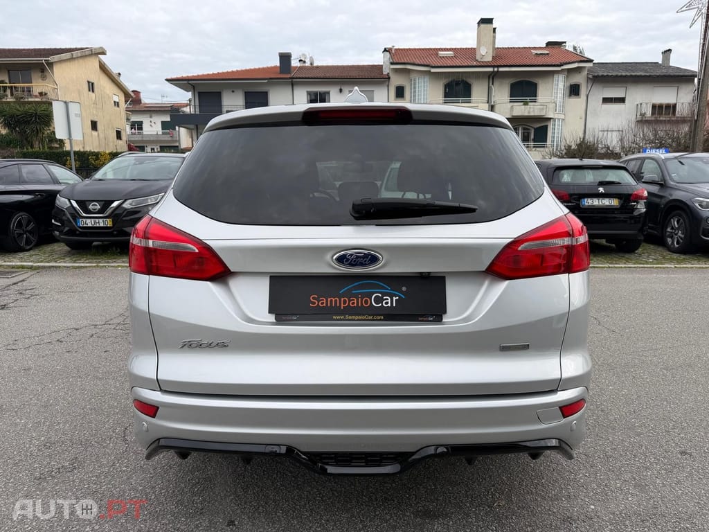 Ford Focus SW 1.0 EcoBoost MHEV ST-Line