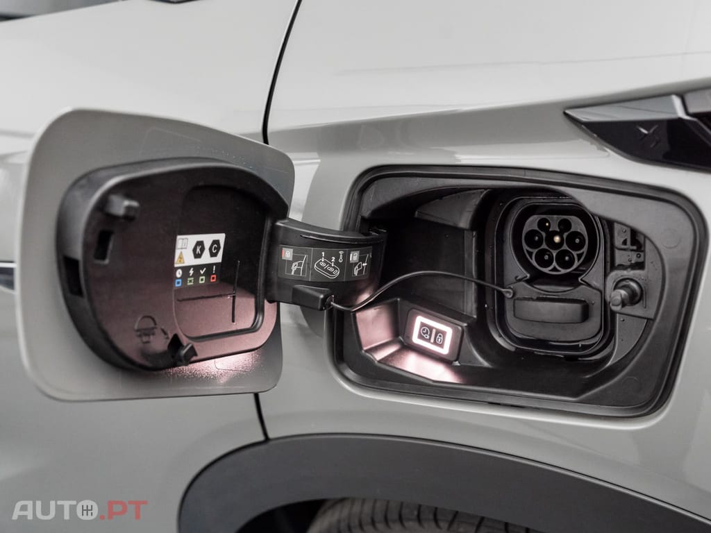 DS DS3 E-Tense Bastille