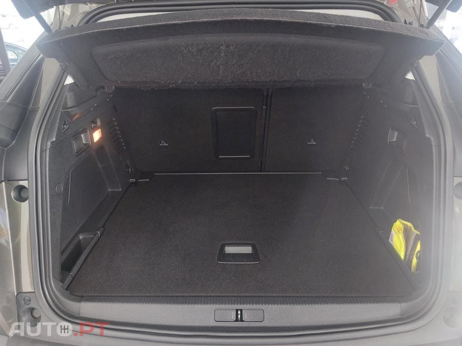 Peugeot 3008 1.5 BlueHDi Active