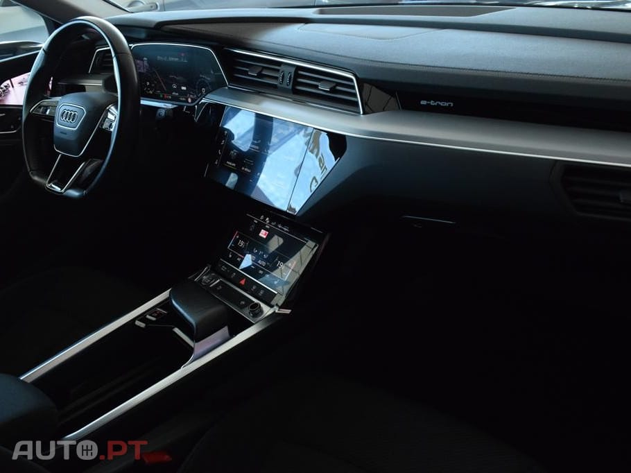 Audi E-Tron 55 quattro Advanced