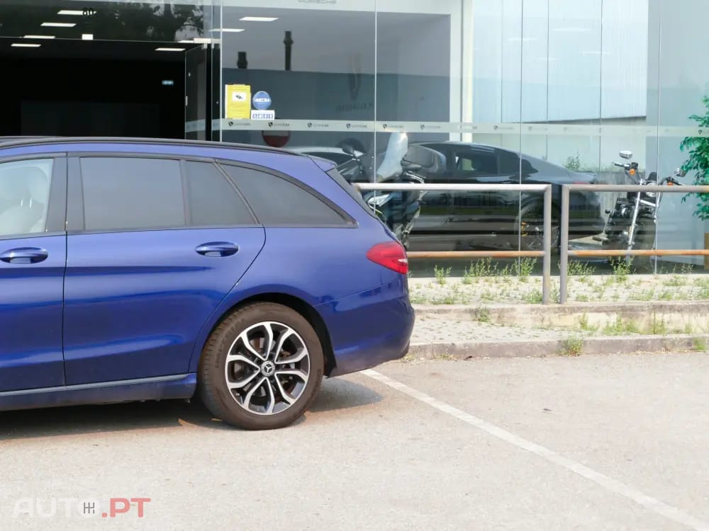 Mercedes-Benz C 300 h Avantgarde+