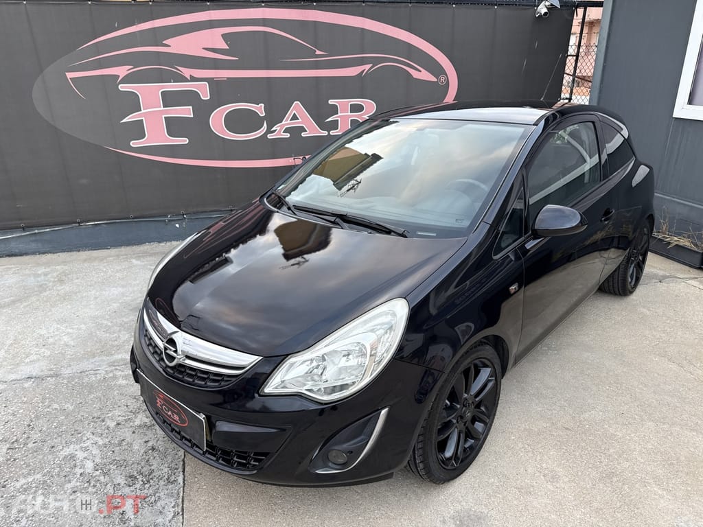 Opel Corsa 1.2 Black Edition