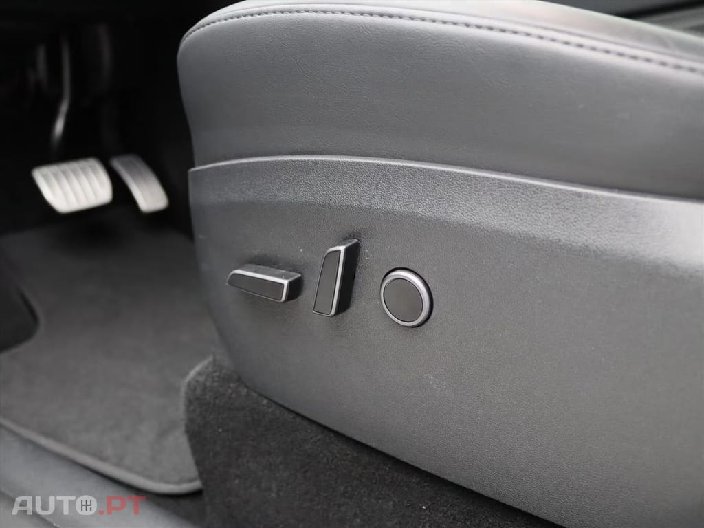 Tesla Model Y Performance AWD I.V.A DEDUTIVEL