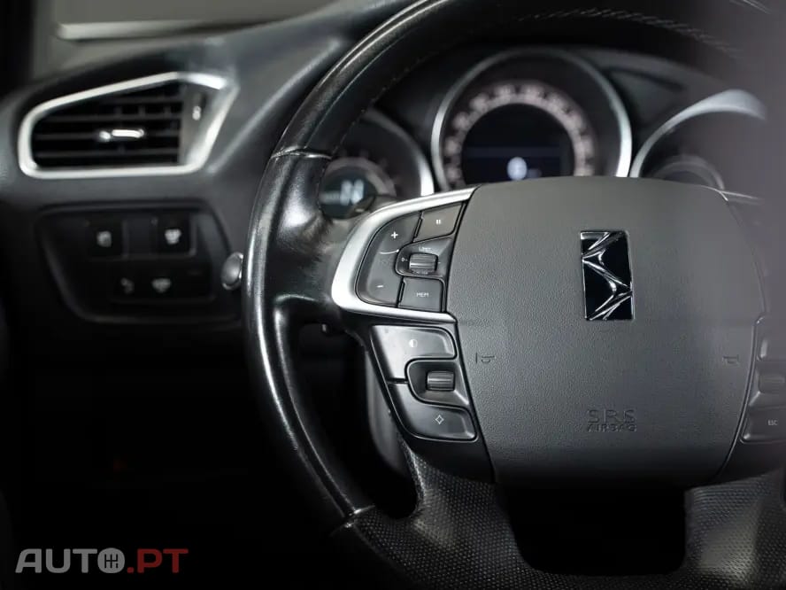 Citroen DS4 1.6 e-HDi So Chic CMP6